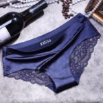 Ice silk seamless lace panties - Image 4