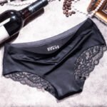 Ice silk seamless lace panties - Image 2